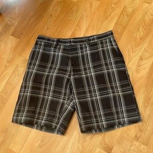 PGA Tour Men's Golf Shorts Plaid Black size 34